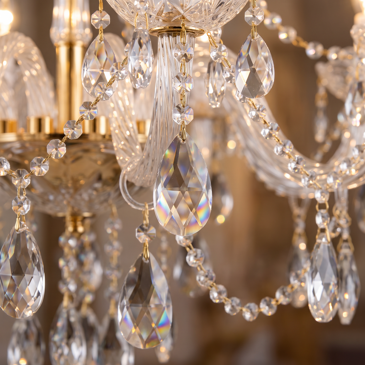 Regent crystal candle chandelier, close-up of the crystal drops